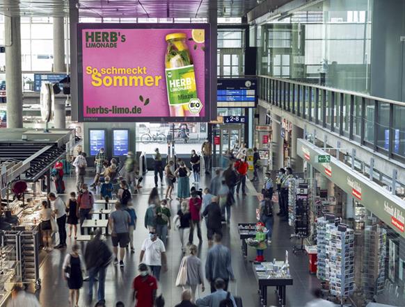 德國(guó)車(chē)站廣告