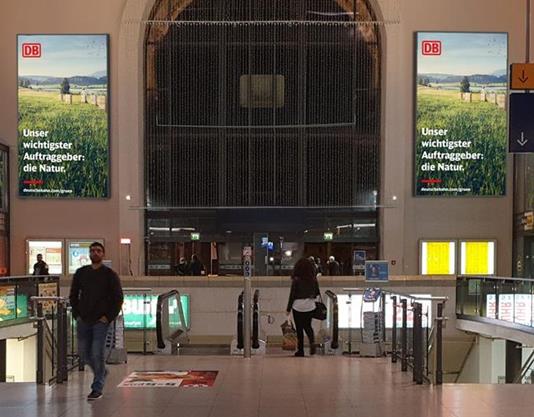 德國(guó)車(chē)站廣告