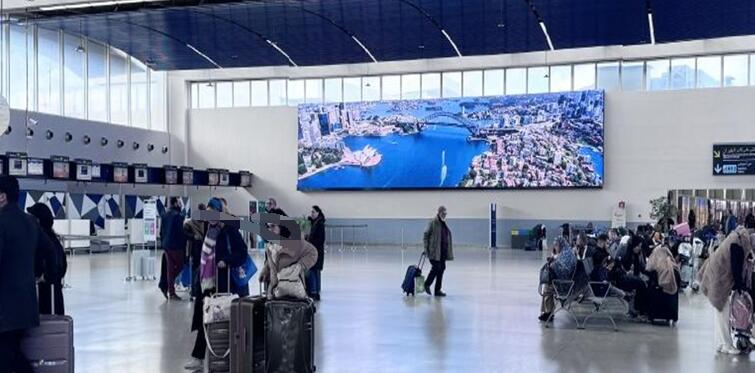 摩洛哥機(jī)場廣告